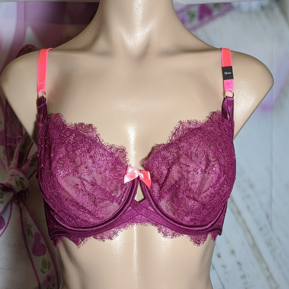 VS Bra unlined very sexy unlined demi up lift